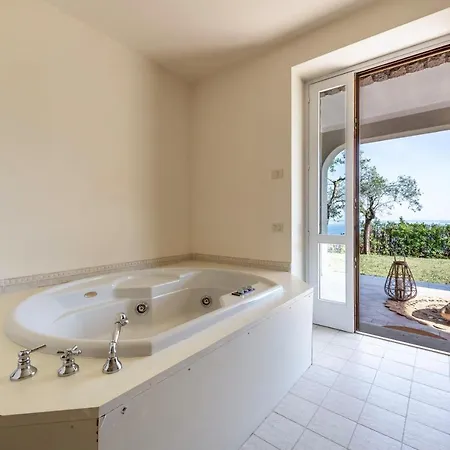 Villaro View Villa